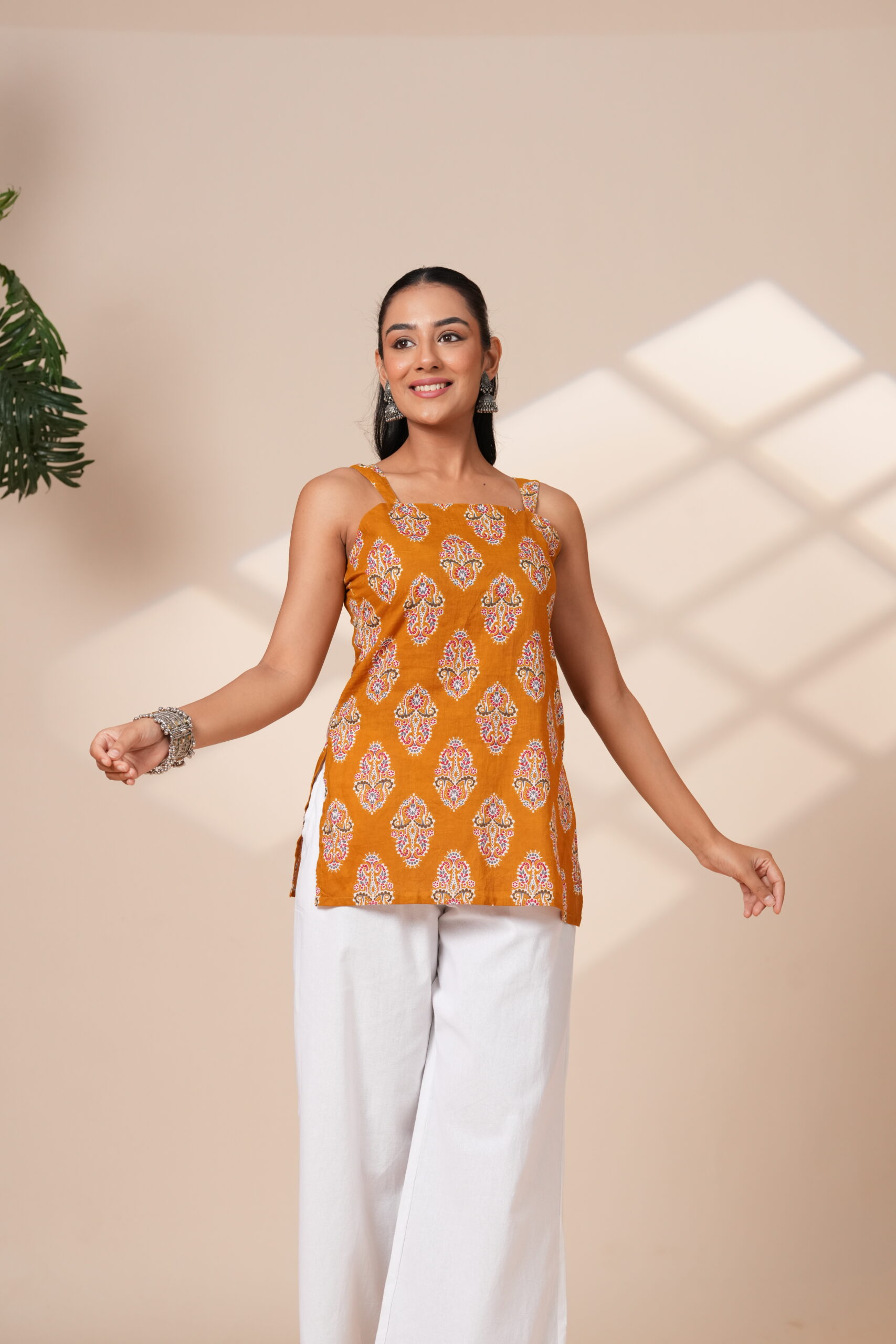 Mustard Muse Ethnic Motifs Sleeveless Short Kurti - Image 4
