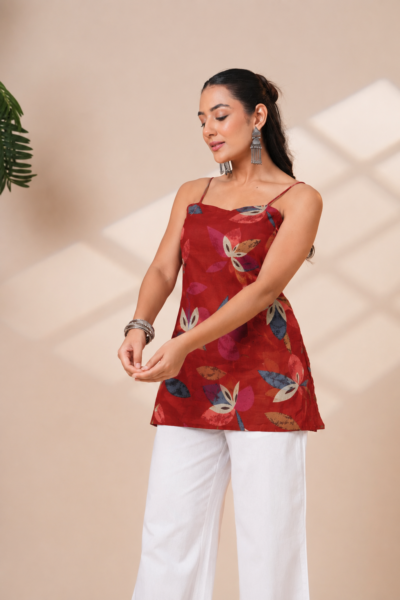 Women Rust Red Printed Shoulder Strap Cotton Short Kurti