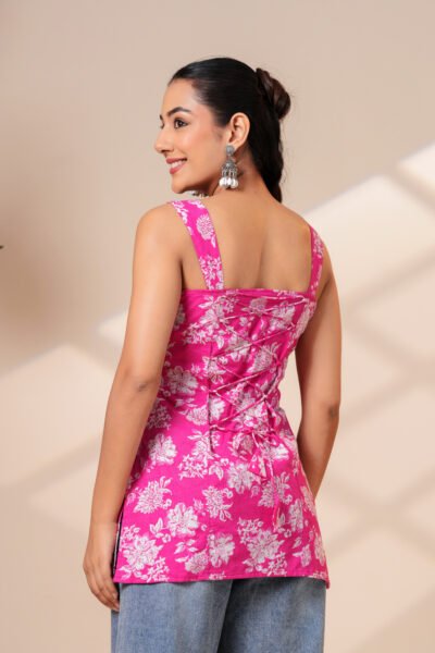Pink Floral Printed Square Neck Sleeveless Cotton Short Kurti
