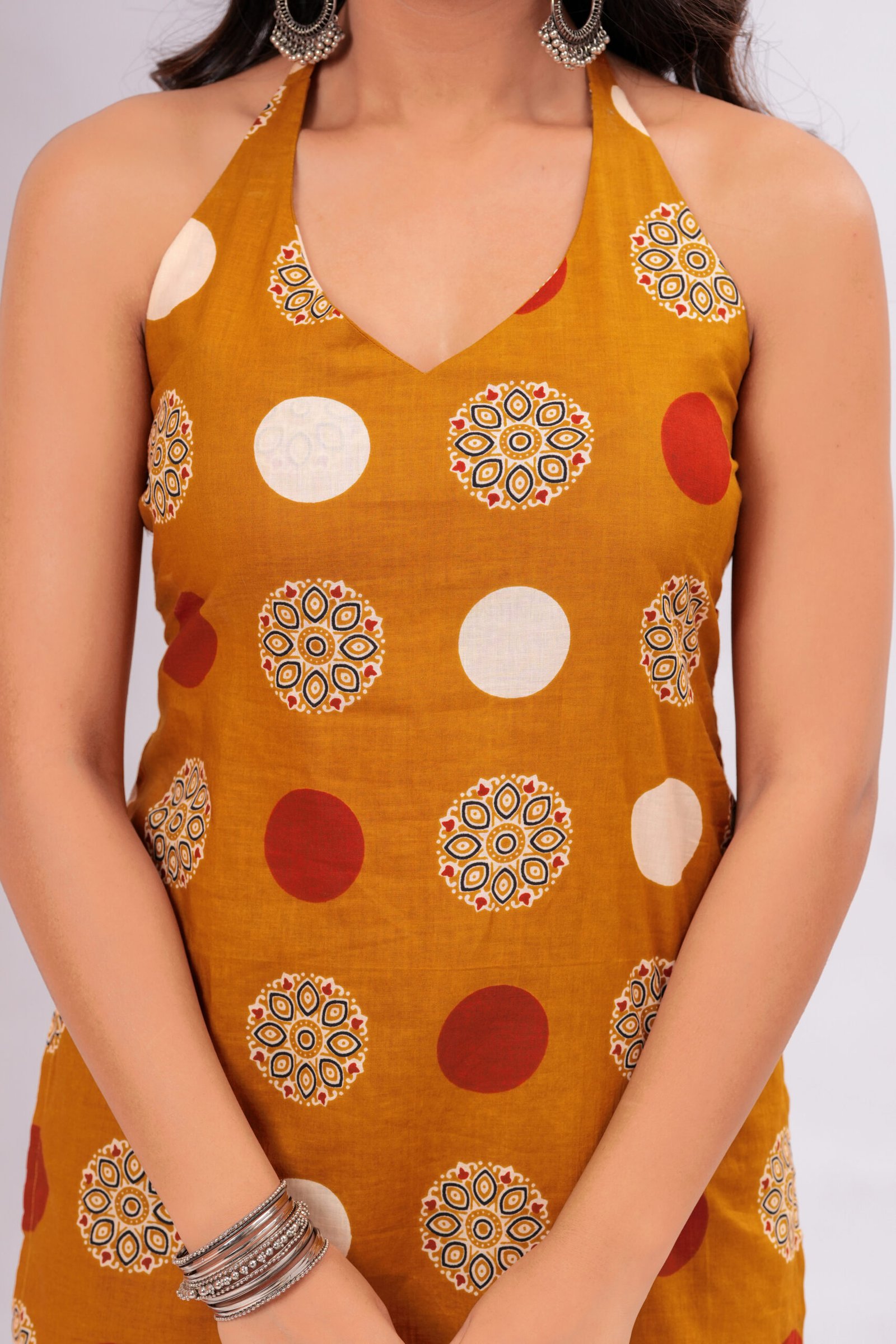 Mustard Geometric Printed Halter Neck Sleeveless Cotton Short Kurti - Image 4