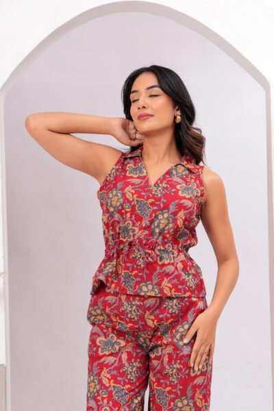 Women Red Floral Printed Sleeveless Cotton Co-Ord Set