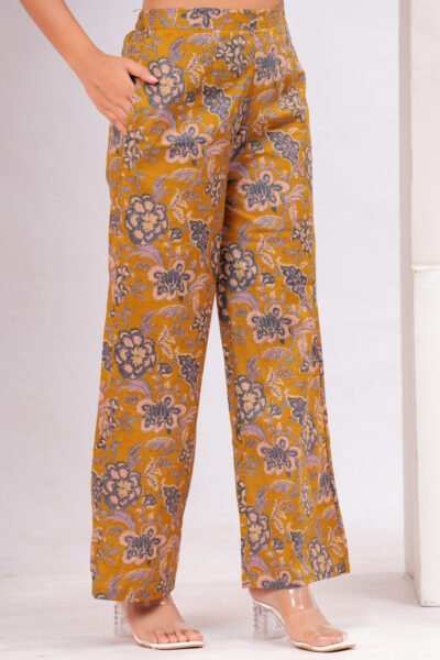 Women Mustard Floral Printed Sleeveless Cotton Co-Ord Set