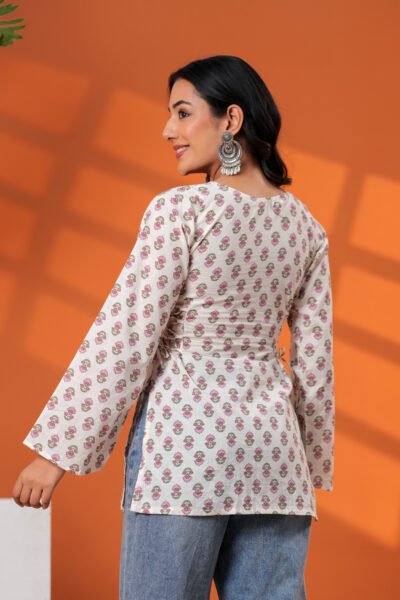 Cream Floral Printed Sweetheart Neck Full Sleeve Cotton Short Kurti
