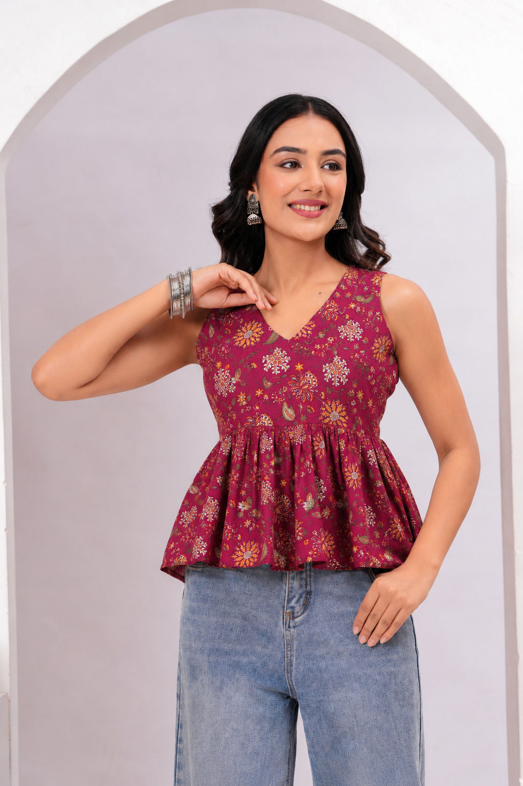 BOLBO Women Maroon Floral Printed Sleeveless V-Neck Peplum Top - Image 2