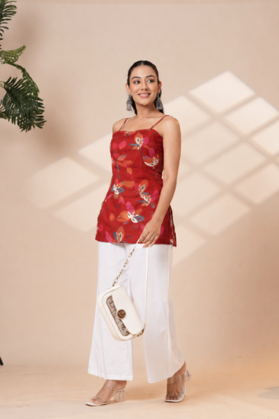 Women Rust Red Printed Shoulder Strap Cotton Short Kurti