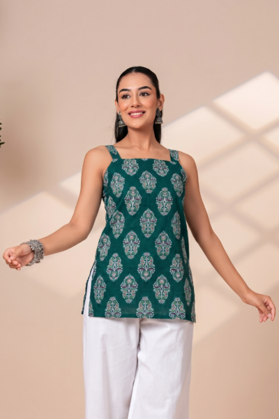 Women Green Ethnic Motif Printed Cotton Sleeveless Top