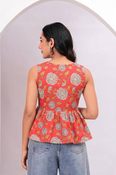 Women Coral Red Floral Printed Cotton Peplum Short Kurti