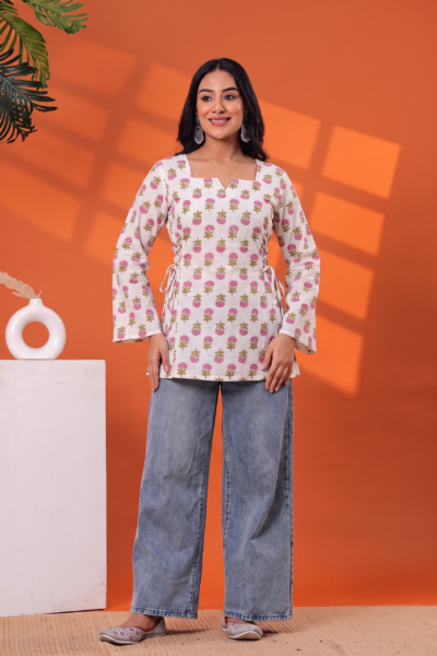 Cream Floral Printed Sweetheart Neck Full Sleeve Short Kurti