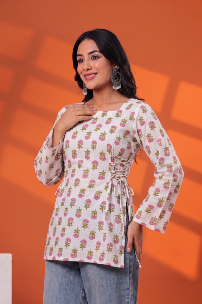 Cream Floral Printed Sweetheart Neck Full Sleeve Short Kurti